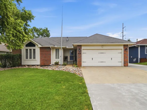 3624 SW 41st St, Topeka, KS 66610