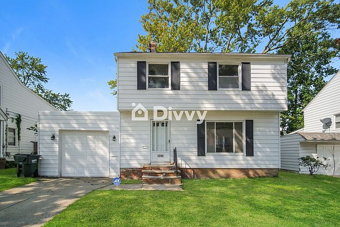 1st image of 1392 Villa Dr
