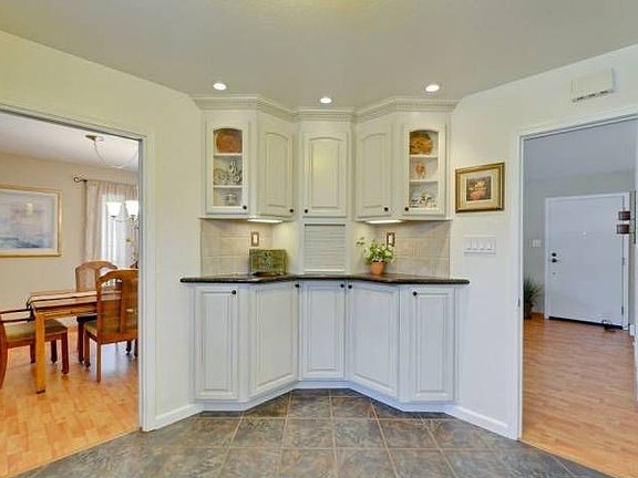 5th image of 4261 Callan Blvd
