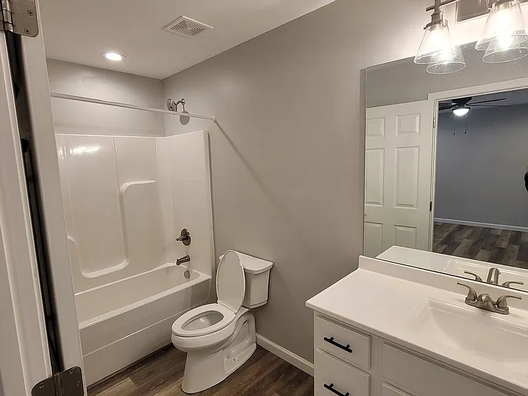 238 Longwood Ln #1 — Photo 10