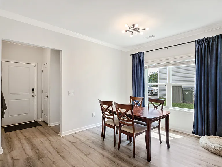 188 Hyrne Dr — Photo 11