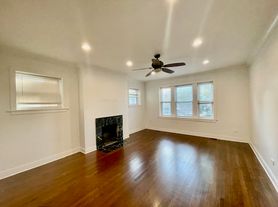 7921 Kedvale Ave, Skokie, IL