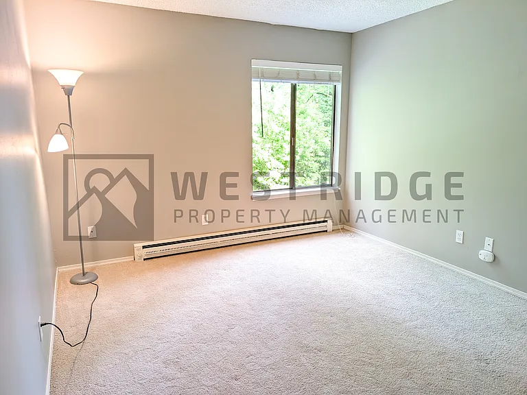 6745 SW Scholls Ferry Rd #38 — Photo 9