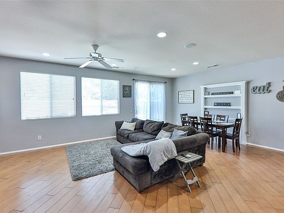 5th image of 27622 Watercrest Dr