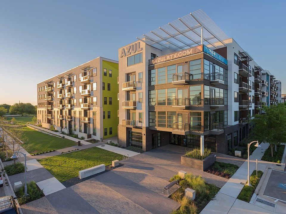 Leasing Center