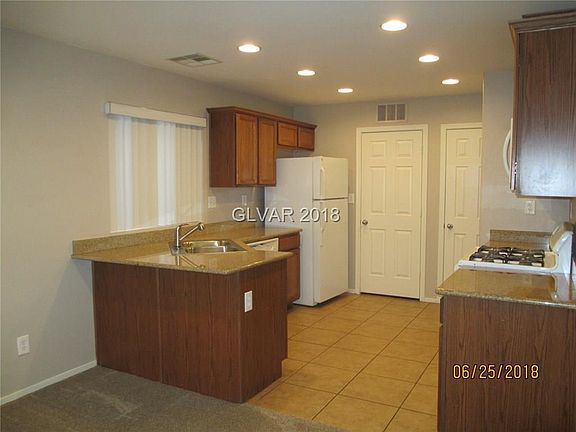 3rd image of 8028 Torremolinos Ave #0