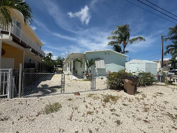 2nd image of 20 Pigeon Dr