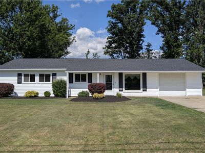 6182 Randolph Rd, Bedford, OH, 44146