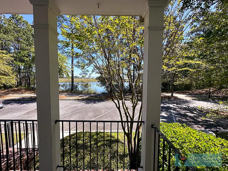 303 Lake View Dr — Photo 28