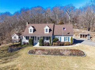 36 Staples Rd, Cumberland, RI 02864