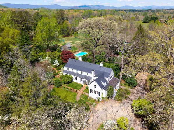 3972 Ivy Rd, Charlottesville, VA 22903