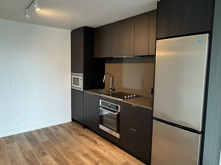 3009 Novar Rd #512 — Photo 2
