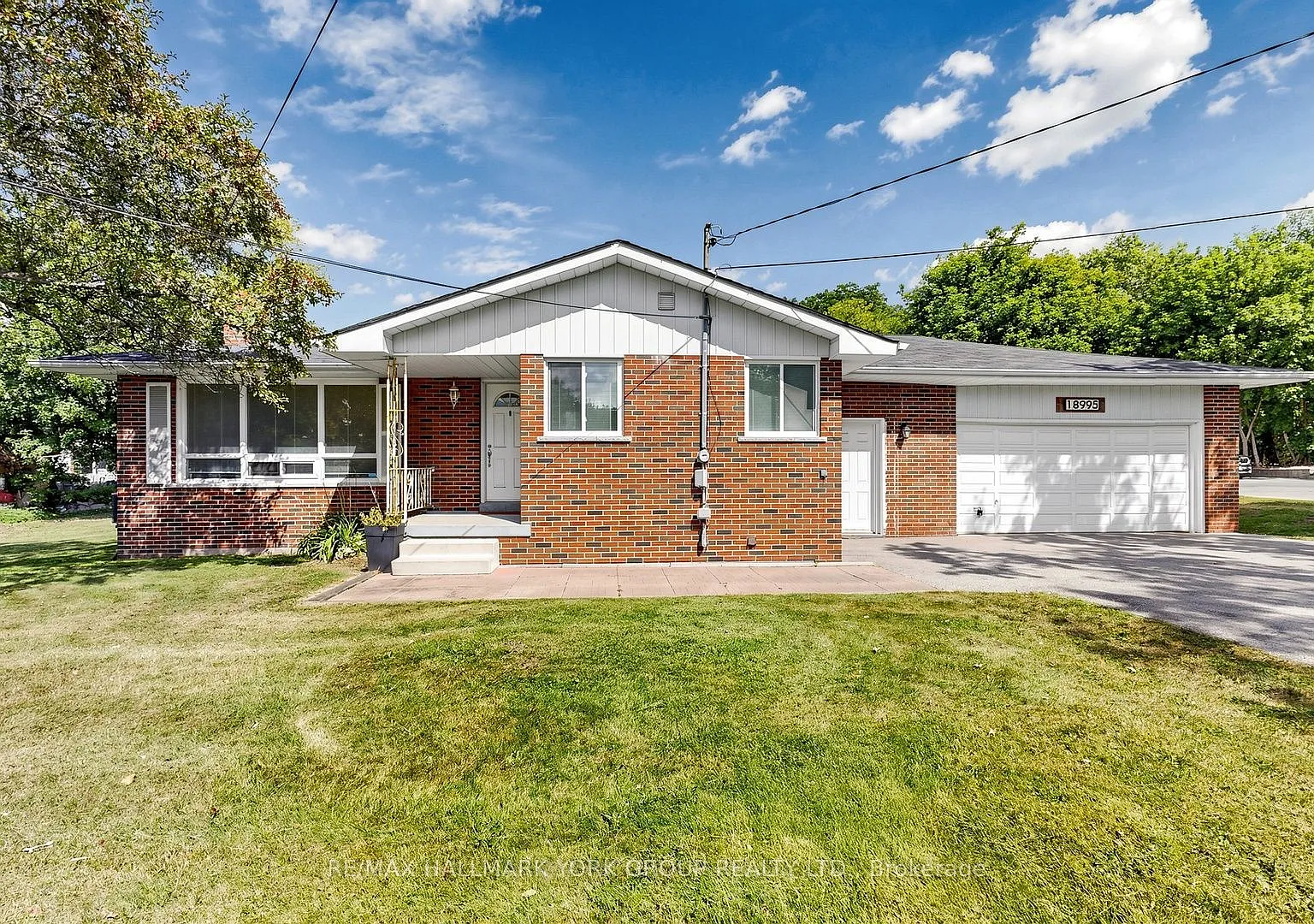 3 bed, $3,000 — Photo 1