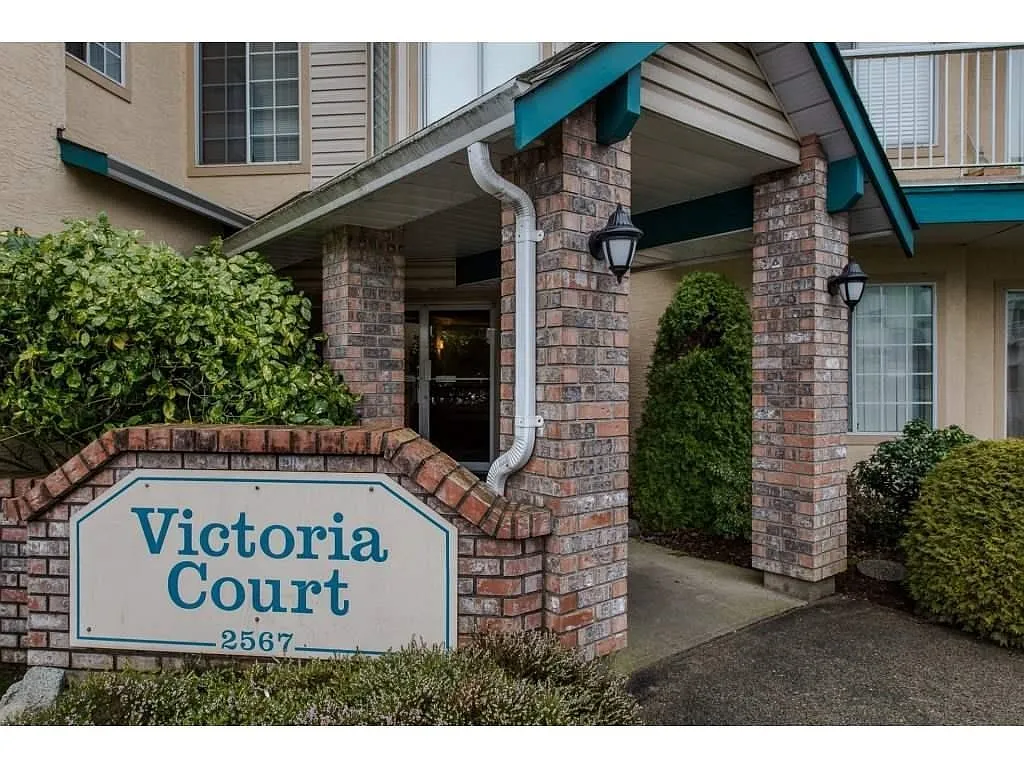 2567 Victoria St #207 photo 1
