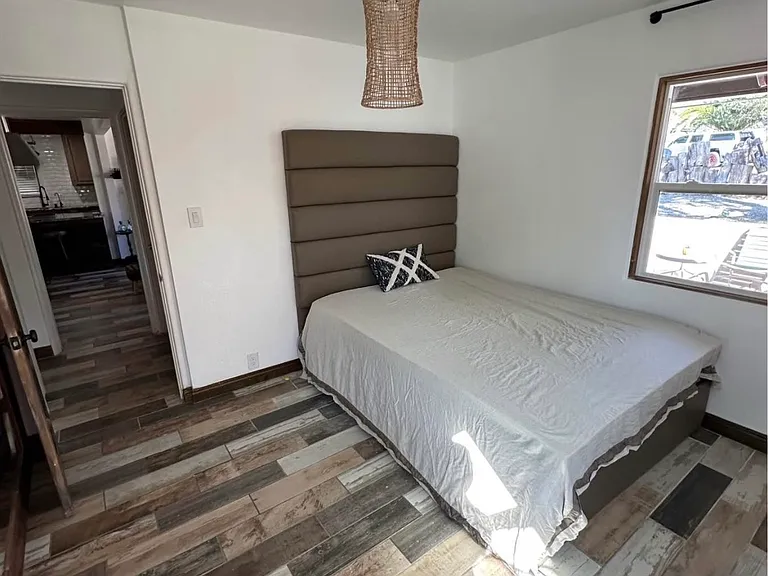 Hollyberry Dr — Photo 9