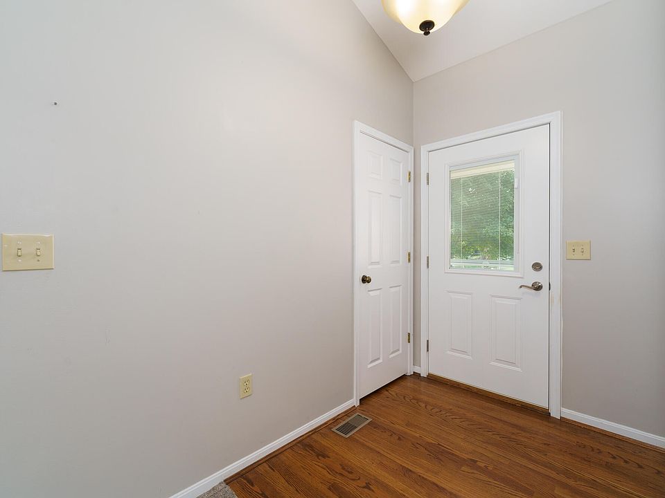 982 Surfridge Dr, Hebron, KY 41048 Zillow