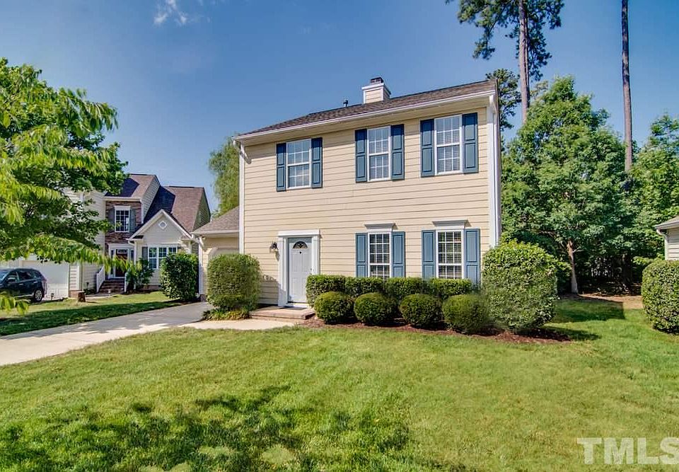 1st image of 414 Greymist Dr