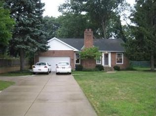 18545 Hilliard Blvd, Rocky River, OH 44116