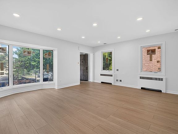 5th image of 4091 Ocean Ave