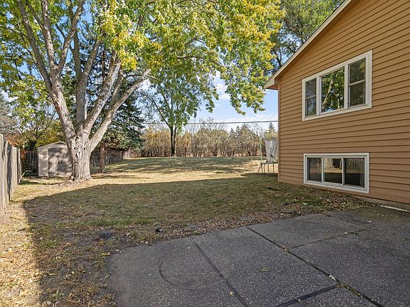 4th image of 11433 Valley Ct