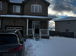 9 Admiral Cres, Essa, ON L0M1B4