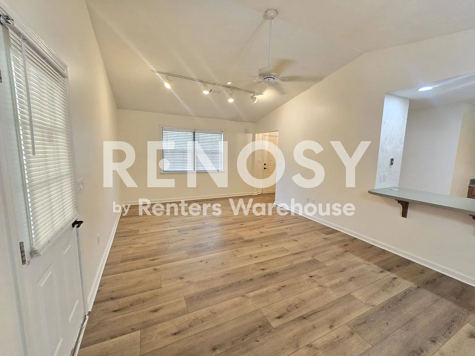 Newly Renovated 3 Bedroom Ranch in the Highly Sought-After Peachtree Ridge School District! — Photo 3