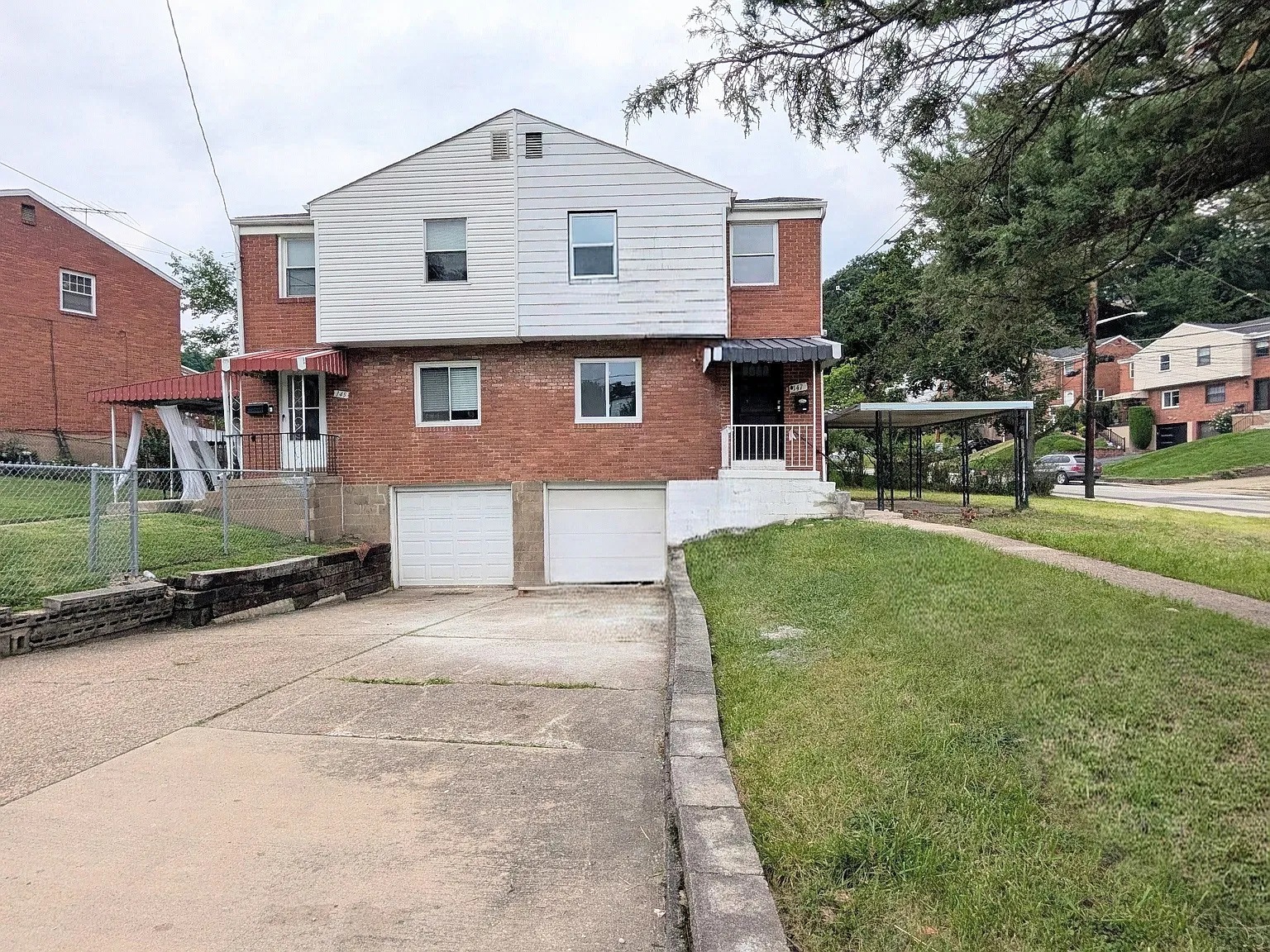 3 bed, 1040 sqft, $1,699 — Photo 2