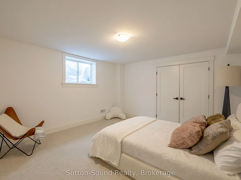 116 Laurens Ln — Photo 27