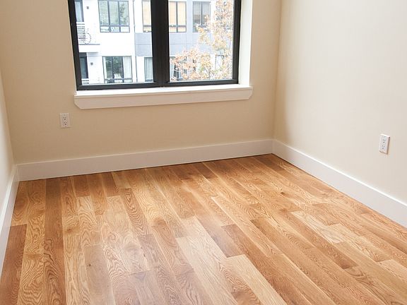 2nd image of 1426 Dekalb Ave #2A