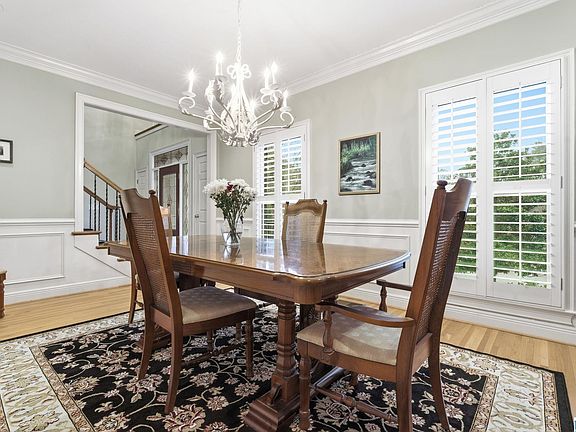 5th image of 2055 Blue Heron Cir