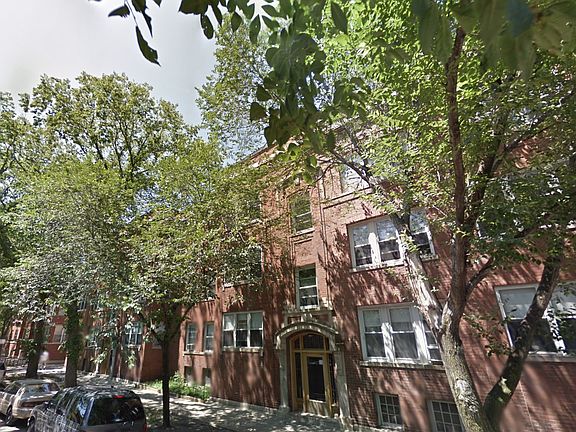 3rd image of 1304 W Rosemont Ave #2