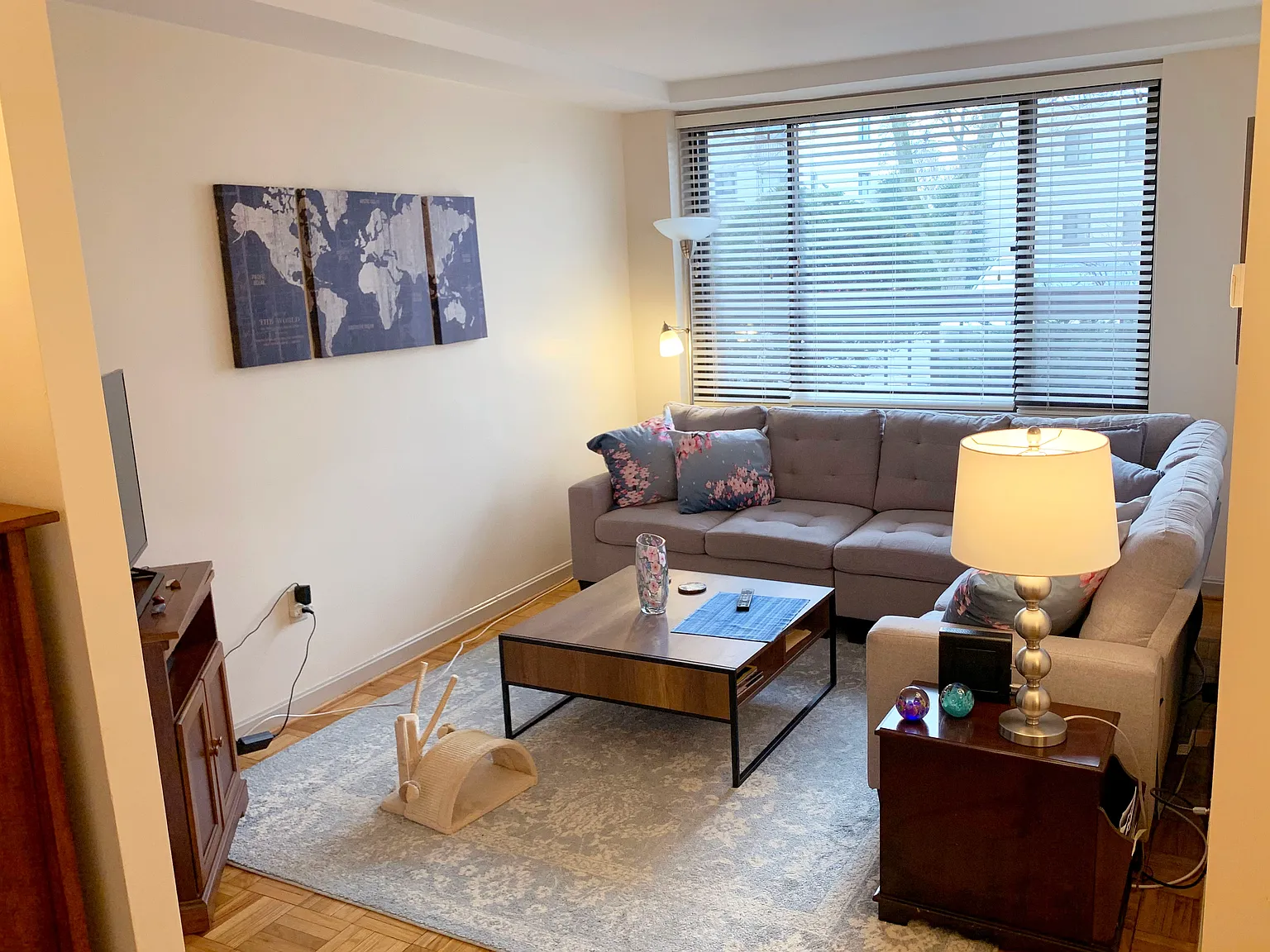 3825 Davis Pl NW APT 1 photo 1