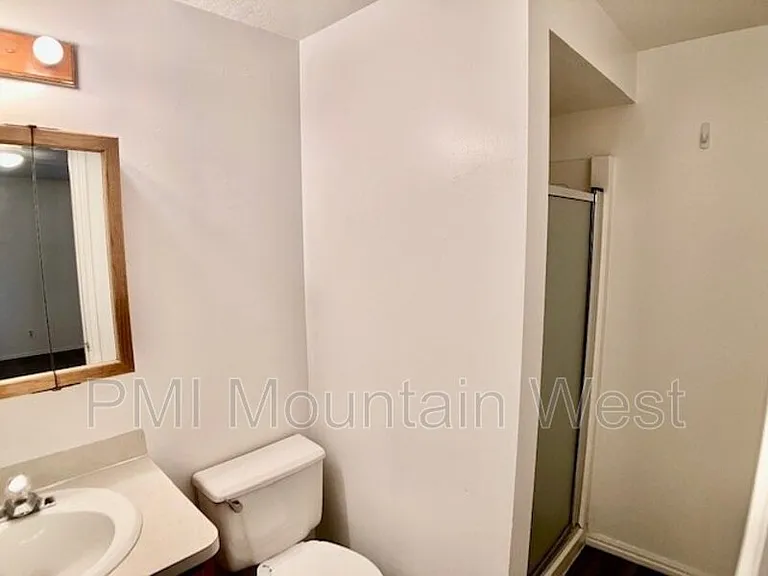 2186 N 1965 E — Photo 26