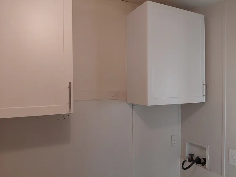 114 Goddard Rd — Photo 14