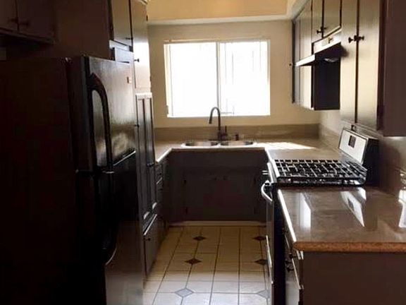 4th image of 1050 N Ogden Dr APT 8