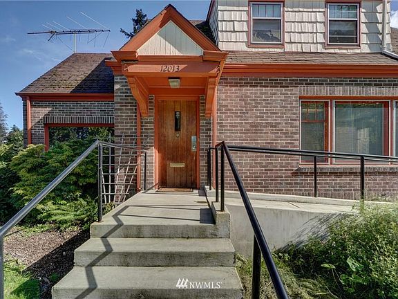 2nd image of 12013 Park Ave S