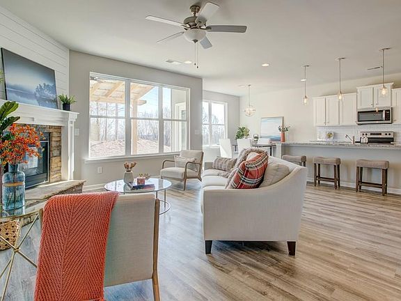 4th image of 1656 Flagstone Ln