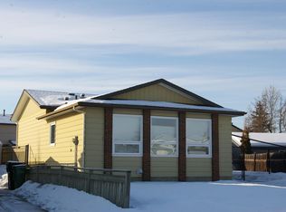 168 Warwick Rd NW, Edmonton, AB T5X4P8