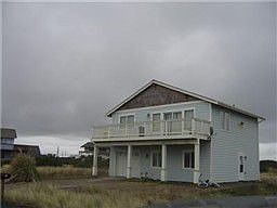 5th image of 1326 N Jetty Ave