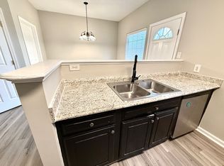 6672 Sunset Hills Blvd, Rex, GA 30273