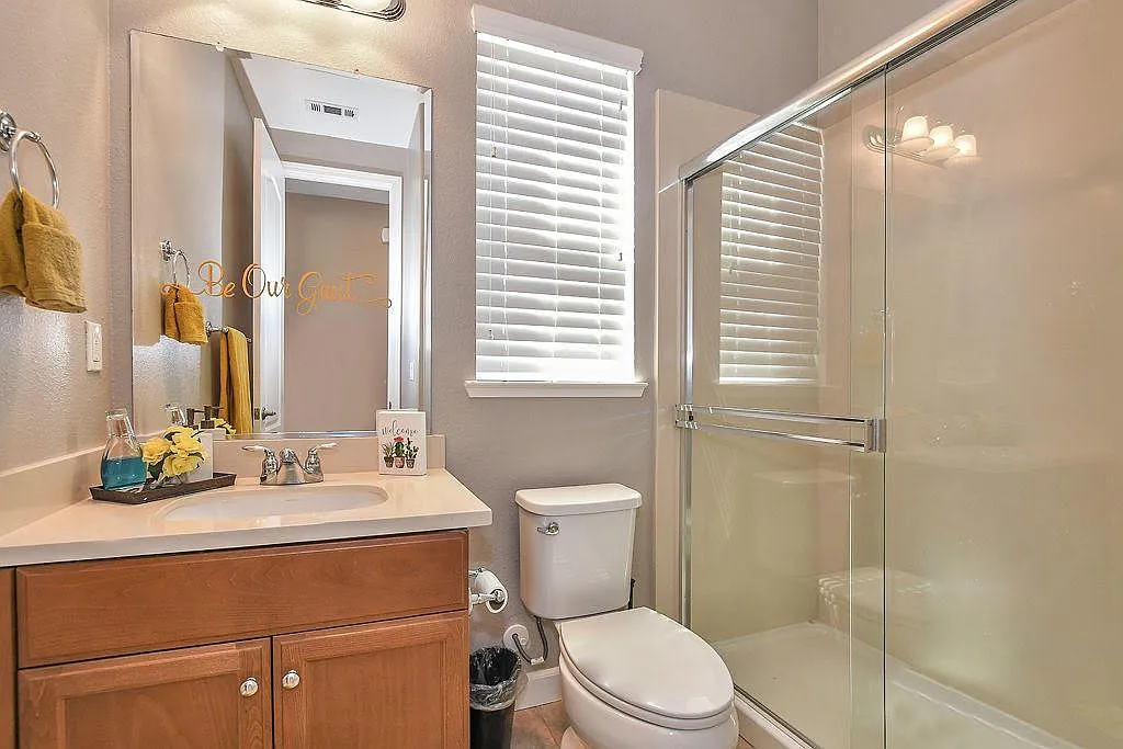 1361 Bellerose Ct photo 1