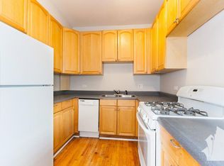 2520 N Campbell Ave #1, Chicago, IL 60647