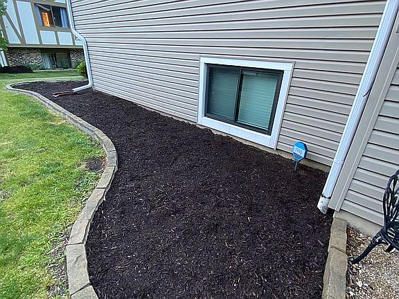 3rd image of 29W547 Winchester Cir S Unit 1