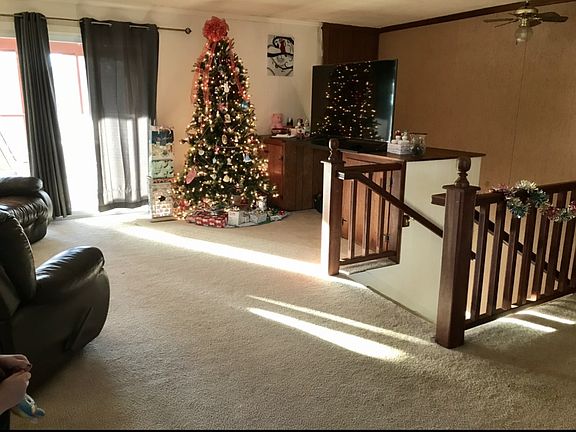 3rd image of 4650 W Woodland Dr