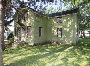 208 2nd Ave, Frederika, IA 50631