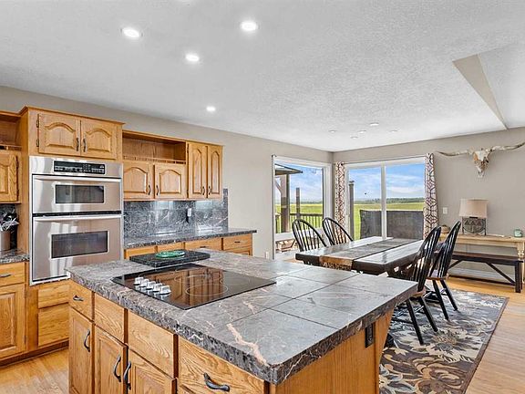 4th image of 31170 Range Road 42