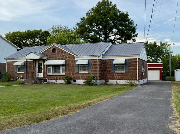 924 Nichols St, Pulaski, TN 38478