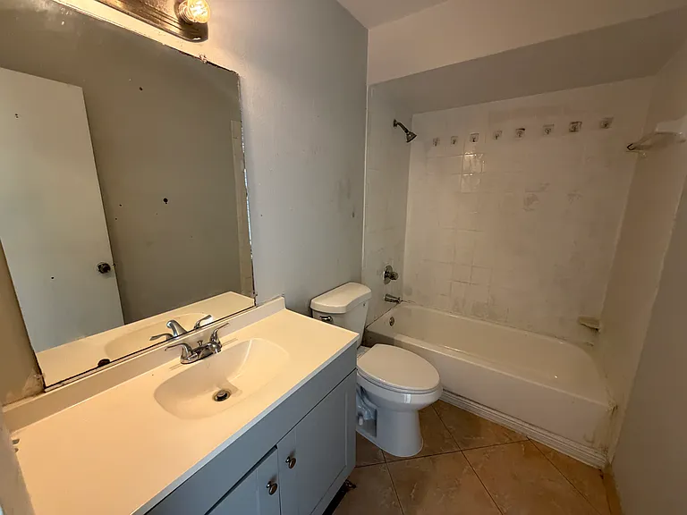 5225 Via Hacienda Cir #B115 — Photo 11