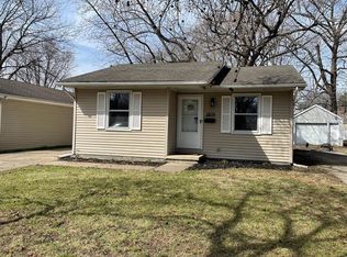 1809 N 20th St, Springfield, IL 62702