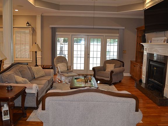 4th image of 123 Larkspur Dr